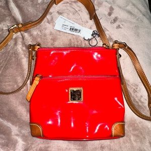 dooney and bourke letter carrier crossbody